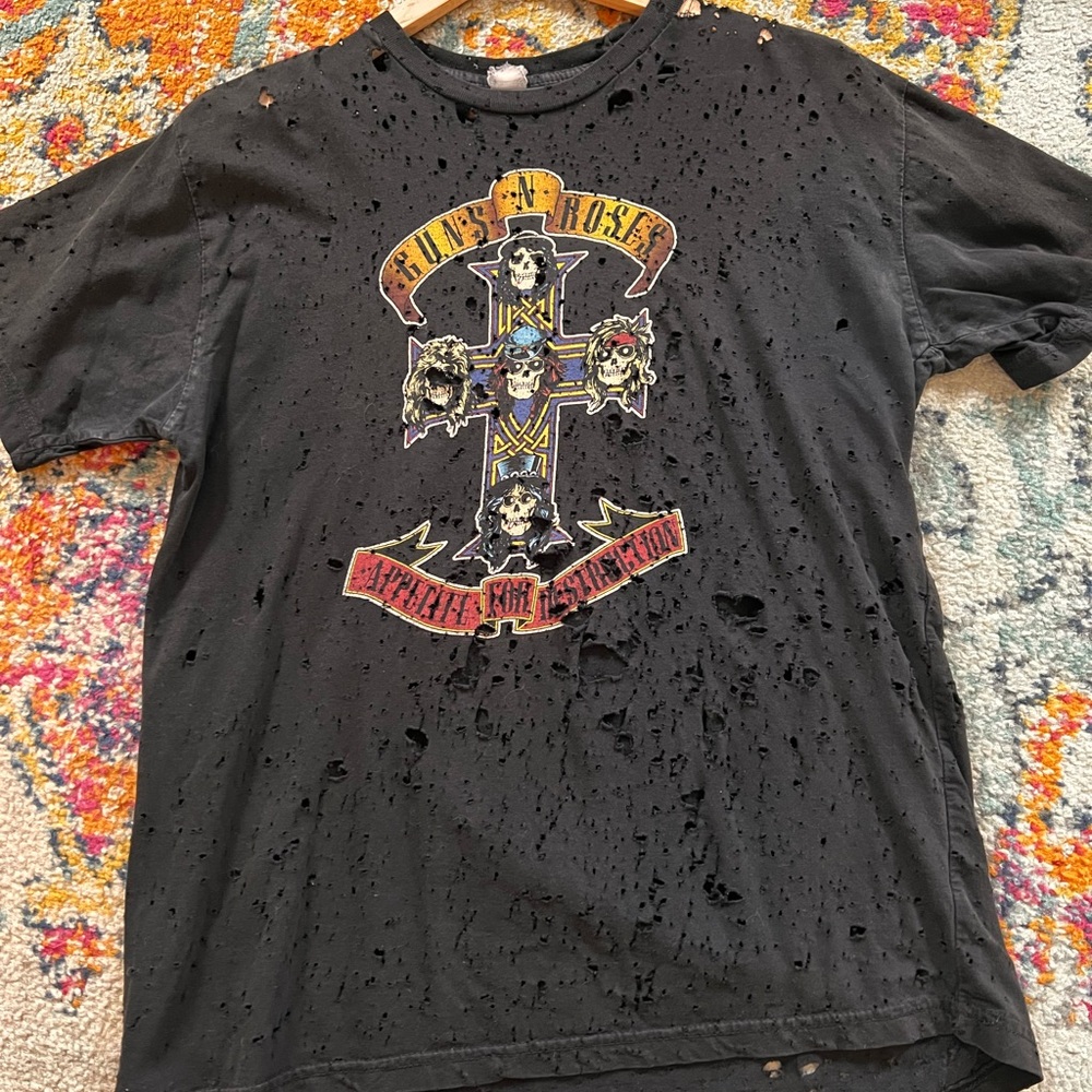Vintage Guns N Roses Distressed Tee size M